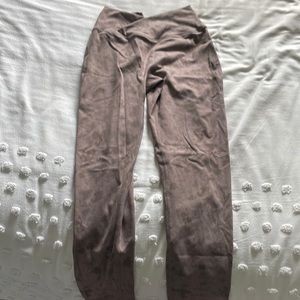 Alphalete Surface Power Legging